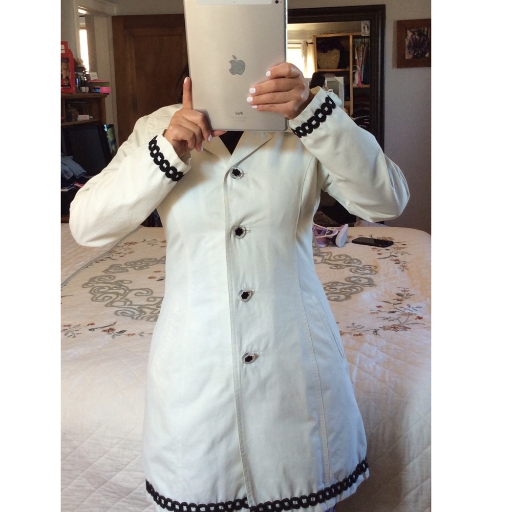 Laundry coat
